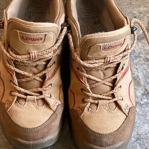 Lowa Hiking Shoes